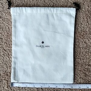 Guerlain Medium Dust Bag Size 8.25" x 10", Color Ivory